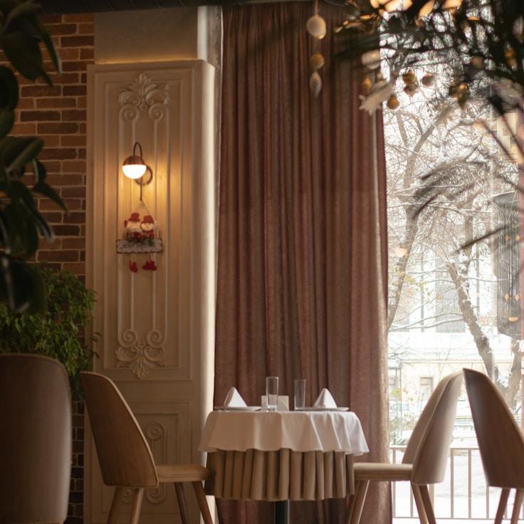 Shared dishes and family-style dining